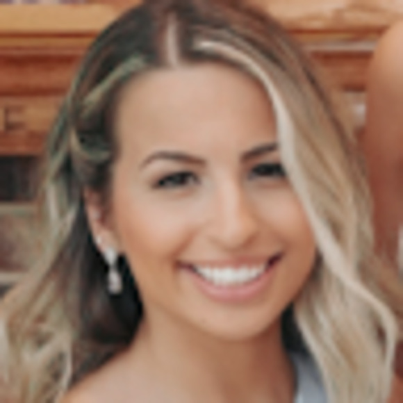 Meet your Posher, Velia - Picture 1 of 1